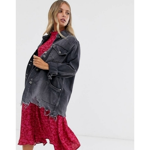 Free People Womens Moonchild Black Distressed Denim Shirt Jacket Size Medium - Picture 5 of 8